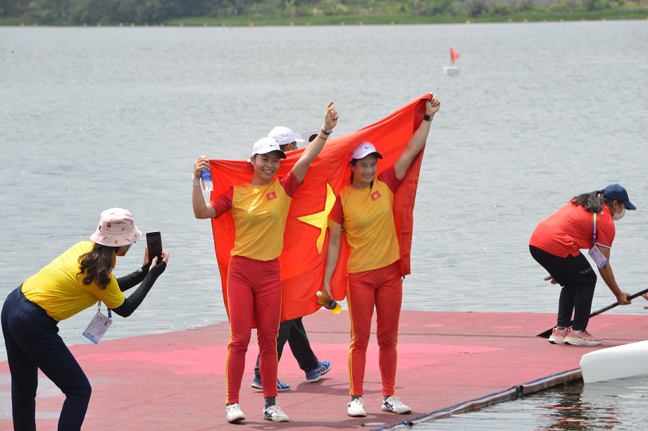 Các tay chèo nam xuất sắc giành HCV canoeing SEA Games 31 Báo Hải